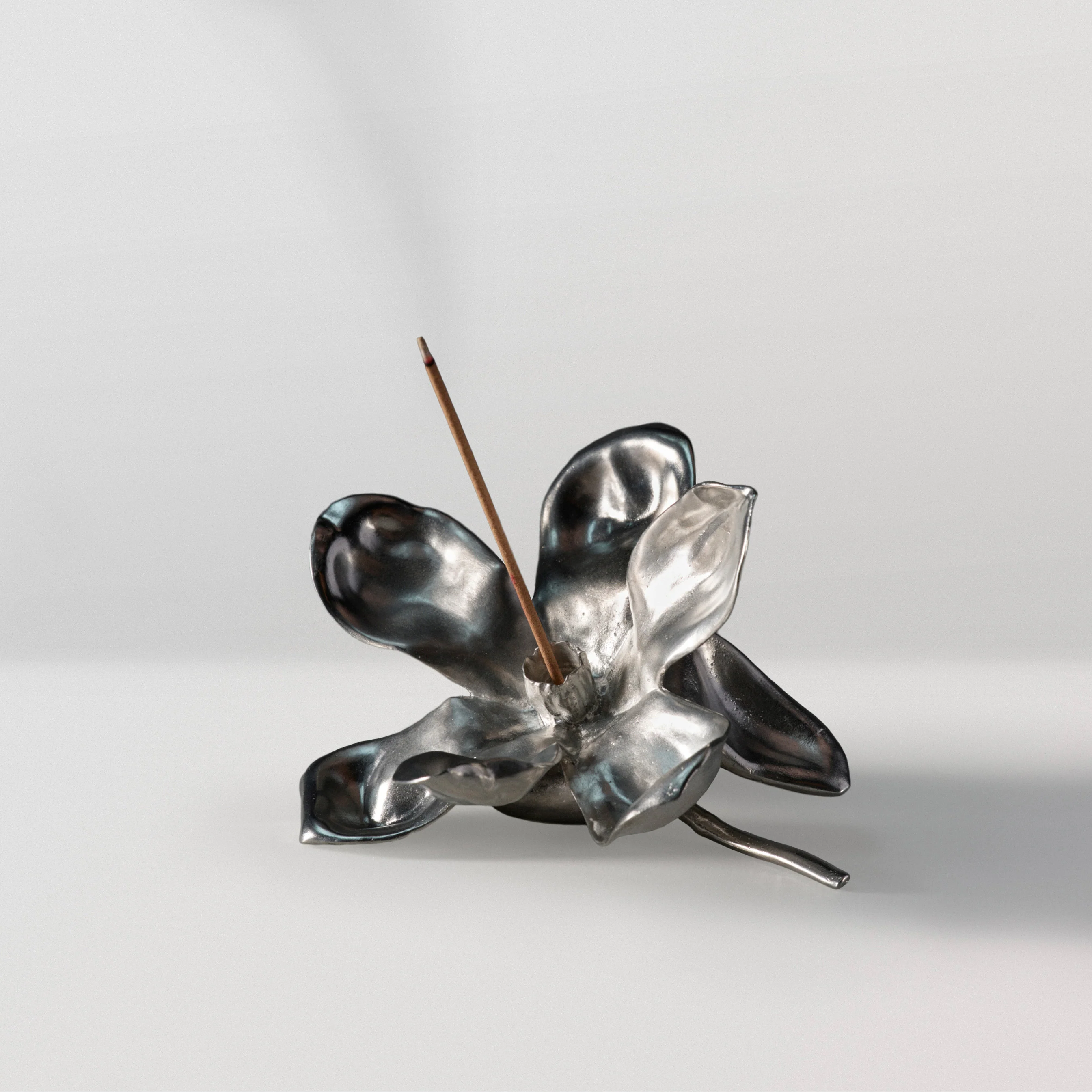 La Fleur de Caron - Porte-encens en étain